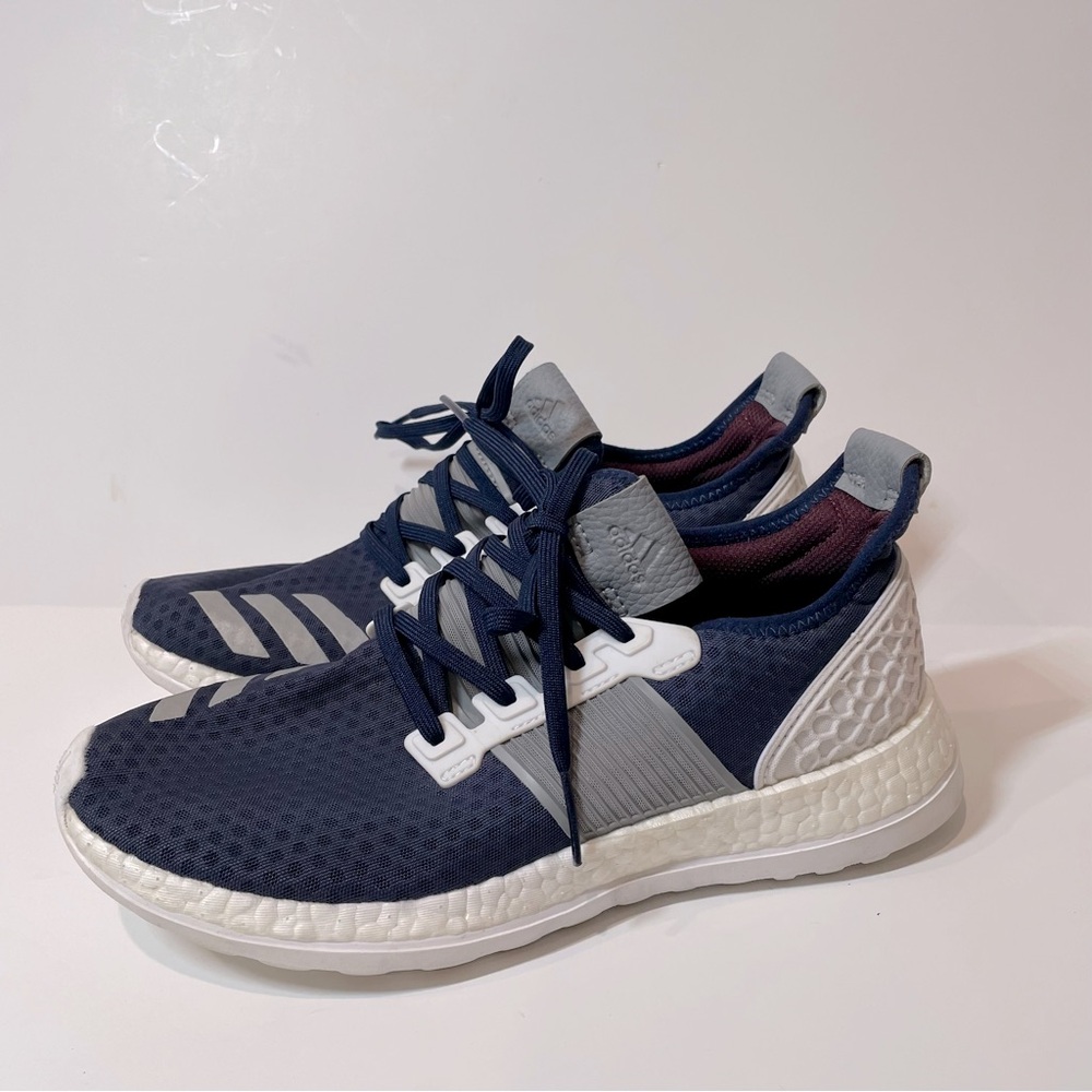 Adidas Pure Boost Navy and White Athletic Sneakers Sz 8.5
